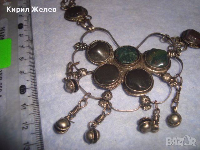 СТАРА СКЪПОЦЕННА ЕТНО СТИЛ ОРИЕНТАЛСКА ПОСРЕБРЕНА ОГЪРЛИЦА НАТУРАЛНИ КАМЪНИ НЕФРИТ АХАТ ЯСПИС 70881 , снимка 11 - Антикварни и старинни предмети - 37395584