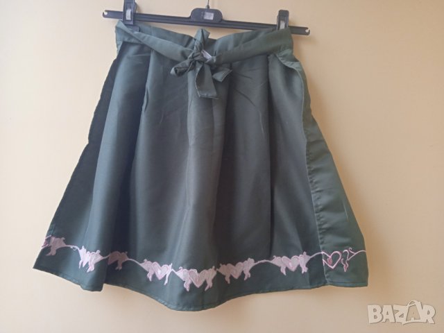 Луксозна дамска престилка (за готвене) - НОВА!