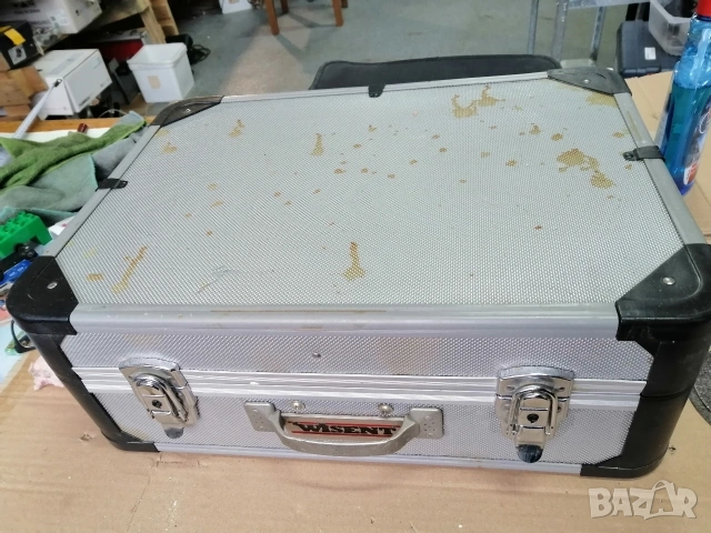 Алуминиев куфар за техника или инструменти Wisent, снимка 4 - Куфари с инструменти - 53423178