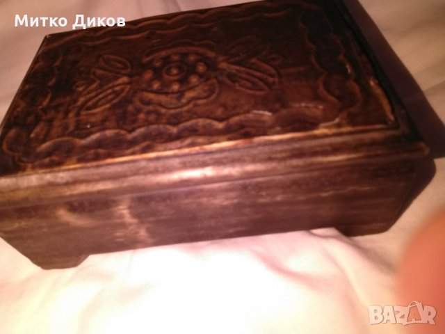Дървена кутия с медна инкустрация отгоре с бархет вътре  145х100х55мм, снимка 3 - Декорация за дома - 29004937