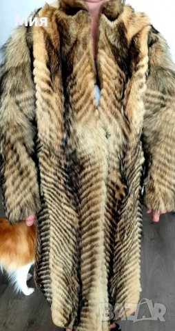 Дамско палто от лисица.