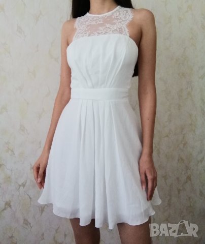 Елегантна дамска рокля с дантела в бял цвят р-р S/M - марка Elise Ryan, снимка 1 - Рокли - 43324748