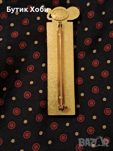Оригинална брошка Givenchy, снимка 4 - Антикварни и старинни предмети - 38311604