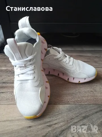 Дамски маратонки Reebok  Zig DYNAMICA