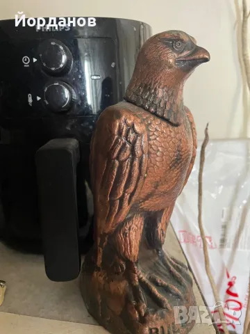 Декоративна бутилка от керамика Орел, червено вино, снимка 3 - Други - 50280462