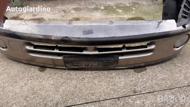 Предна Броня за Renault Laguna 1992, снимка 2 - Части - 52159214