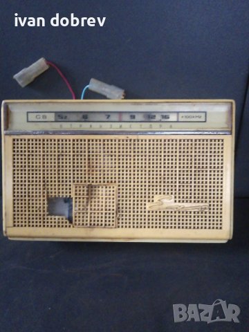 Радио ЕХО, снимка 1 - Радиокасетофони, транзистори - 44018636