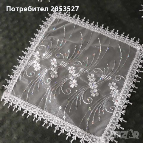 Комплект Бродирани Карета, снимка 2 - Покривки за маси - 43660811