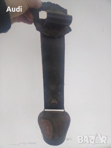 Голям чан хлопка звънец с кожена каишка