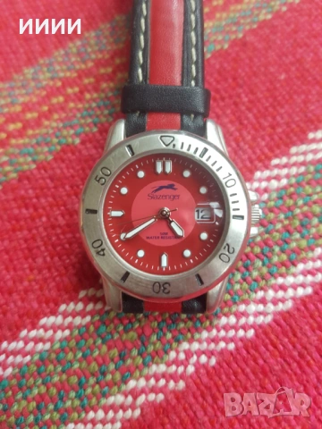 Часовник SLAZENGER червен