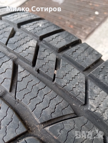 Зимни гуми Continental 215x60x17, снимка 2 - Гуми и джанти - 52497363