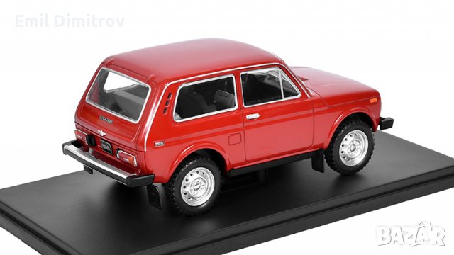 Колекционерско моделче на Лада Нива, в мащаб 1:24, снимка 2 - Колекции - 38764069