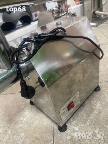 Месомелачка електрическа МК 22, снимка 3 - Друго търговско оборудване - 43228312