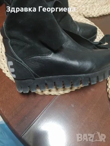Продавам , снимка 2 - Дамски боти - 48904598
