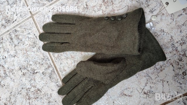 Дамски зимни ръкавици, снимка 4 - Ръкавици - 43554539