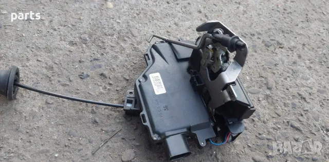 Задна Лява Брава - Ключалка Ауди A4 Б6
- 8E0839015C, снимка 6 - Части - 48758899