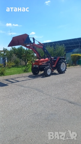  челен товарач Янмар, снимка 1