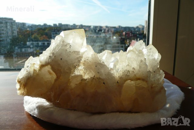 Планински кварц кристал 4кг., снимка 7 - Други ценни предмети - 43169941