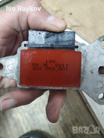 Регулатор , Алтернатор ELO 202.052.001, 202052001 Voltage Regulator, снимка 3 - Части - 52020498