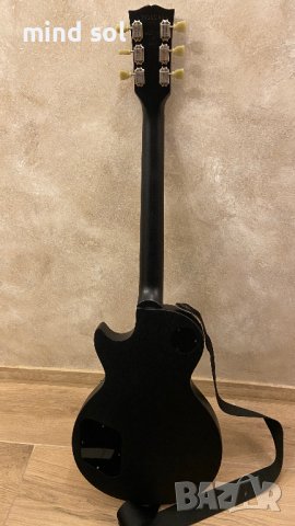 Gibson Les Paul Studio 2010 с твърд куфар, снимка 6 - Китари - 43334915