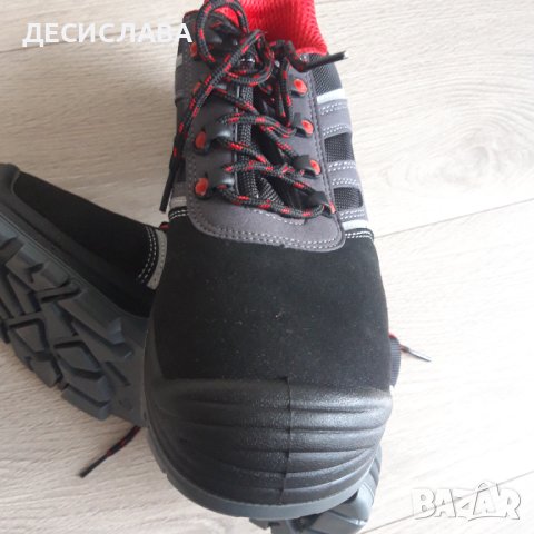 Мъжки работни обувки номер 43, снимка 1 - Други - 43084721