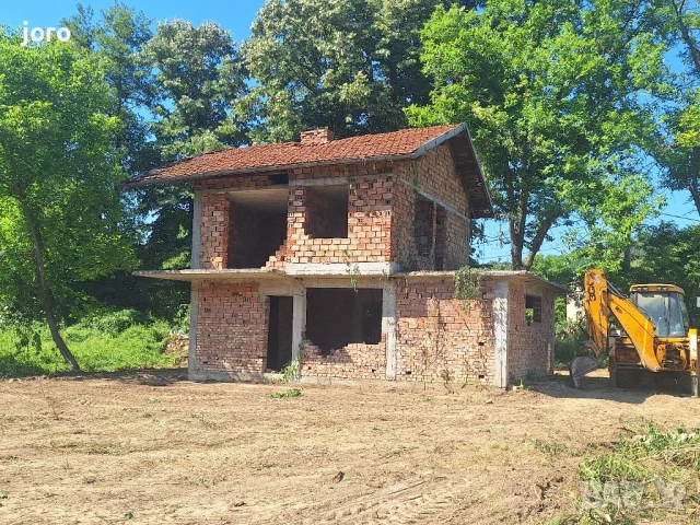 къща на груб строеж , снимка 2 - Къщи - 50884811