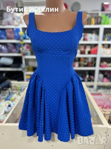 Дамска рокля