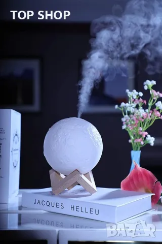 Овлажтнител -Атрактивна  лампа в реалистична 3Д форма на луната