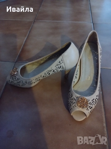 Обувки, снимка 2 - Дамски елегантни обувки - 51676585