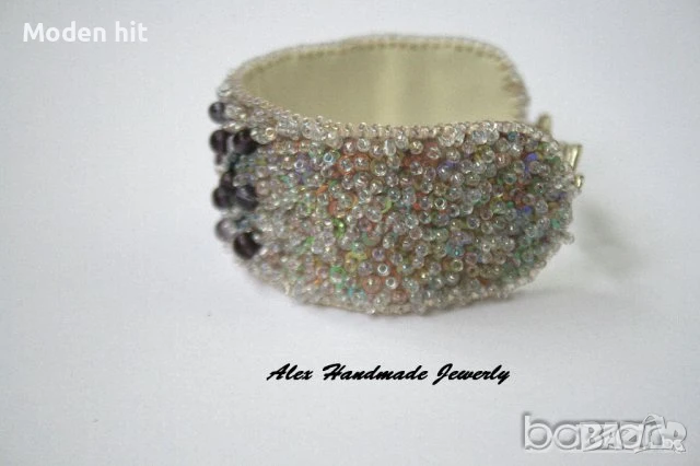 Гривна ръчна изработка, снимка 3 - Гривни - 50807461