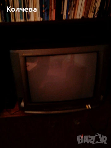 продавам стар модел, отлично запазен, работещ телевизор Шарп