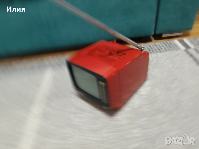 Портативен телевизор TeleStar 4004, снимка 7 - Телевизори - 52661486