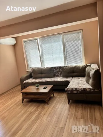 тристаен апартамент с 2 отделни спални , снимка 1