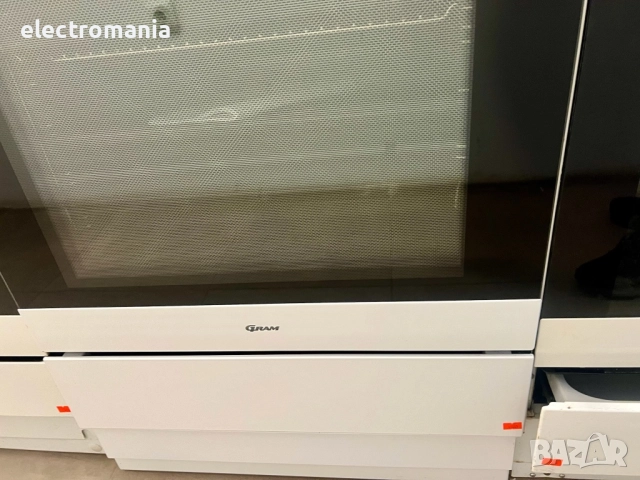 НЕУПОТРЕБЯВАНА!!!готварска печка с индукционни котлони GRAM 20KPI 674 PyroClean, снимка 4 - Печки, фурни - 52695780