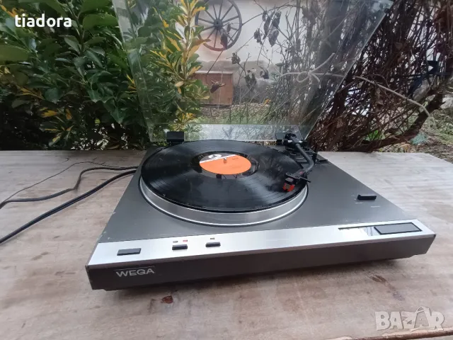 WEGA P700 (Sony PS-X45) Direct Drive, снимка 10 - Грамофони - 48554493