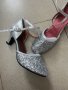 Сребристи нови обувки размер 38, снимка 1 - Дамски обувки на ток - 40862822