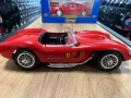 Нова метална колекционерска количка модел FERRARI 250 1:18, снимка 2