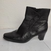 Clarks boots 38, снимка 6 - Дамски ботуши - 37587631