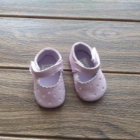 Буйки за новородено, снимка 1 - Бебешки обувки - 39996950
