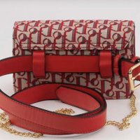 Малка дамска чанта/паласка от плътна и висококачествена еко кожа и плат в червен цвят, снимка 3 - Чанти - 26786194