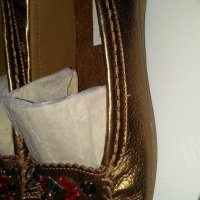 Балеринки-старо злато с камъни-Нови!, снимка 2 - Дамски ежедневни обувки - 22296499