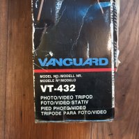 Vanguard VT-432 Photo Camera/Video Tripod 35mm & Extends, снимка 12 - Чанти, стативи, аксесоари - 43204529