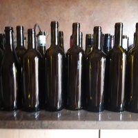 Стъклени бутилки , снимка 4 - Буркани, бутилки и капачки - 36768570
