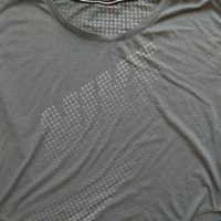 Nike Sportswear Burnout Tee - страхотна дамска тениска КАТО НОВА, снимка 4 - Тениски - 37158607