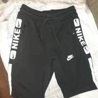 Nike къси панталонки, снимка 1 - Къси панталони и бермуди - 33345426