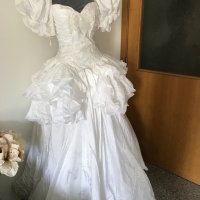 Сватбена булчинска рокля модел Холивууд, снимка 3 - Рокли - 26432075