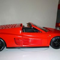 Ferrari 1:18 Testarossa spider 84 , снимка 4 - Колекции - 32389522