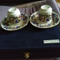 Kutahya марков порцелан маркиран комплект за кафе-две чаши и две чинийки ръчна изработка нов в кутия, снимка 5 - Сервизи - 39031800