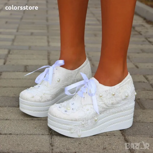 Обувки на платформа - бели - 185-04, снимка 1