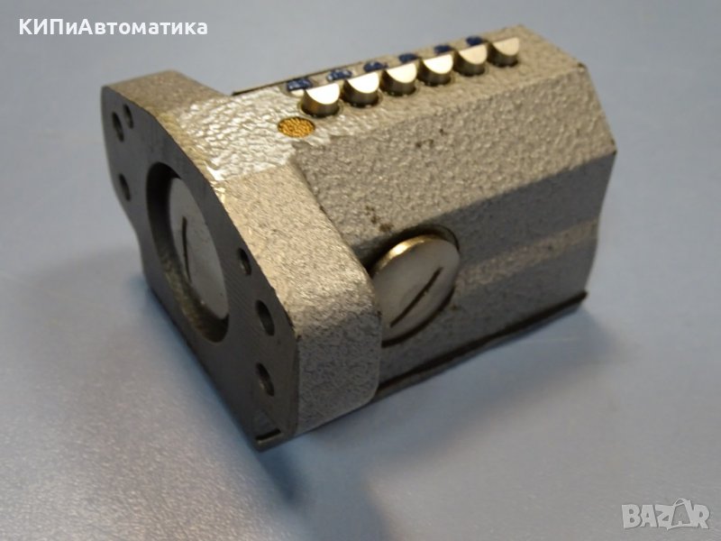 пистов изключвател Balluff BNS 519-B6 D 8-50 mechanical multiple 6-position limit switch, снимка 1